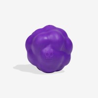 Zee Dog Zabawka dla psa House of 3D Ball. Fioletowa piłka. 1- Wytrzymały materiał TPR zapewnia długotrwałą zabawę 2- Wyposażona w wewnętrzną piszczałkę, która zapewni Twojemu psu zajęcie i rozrywkę 3- Idealna do rzucania i aportowania