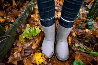 BlackFox  Botki damskie Atka - ciepło, lekkość i wodoodporność. To doskonała propozycja na zimowe wyprawy. Obuwie wykonane zostało z syntetycznej gumy SEBS. Podszyte poliestrem utrzymują stopy ciepłe oraz suche._2