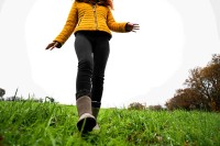 BlackFox  Botki damskie Atka - ciepło, lekkość i wodoodporność. To doskonała propozycja na zimowe wyprawy. Obuwie wykonane zostało z syntetycznej gumy SEBS. Podszyte poliestrem utrzymują stopy ciepłe oraz suche._3