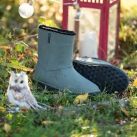 BlackFox  Botki damskie Cheyennetoo zielone. Wykonane z syntetycznej gumy (na bazie SEBS), bez ftalanów i chloru, a ich szczotkowane wykończenie idealnie imituje zamsz! Z grubym, ciepłym futerkiem poliestrowym w środku._3